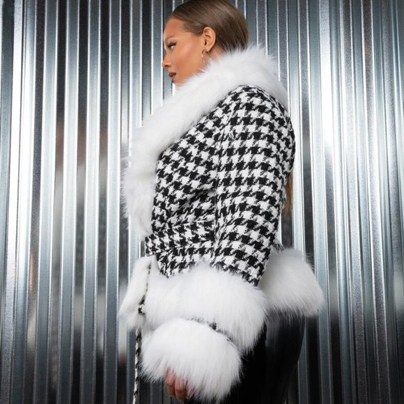 Checker Fur Coat -> Checker Fur Coat -> Checker Fur Coat -> Checker Fur Coat - Picture 10 of 12